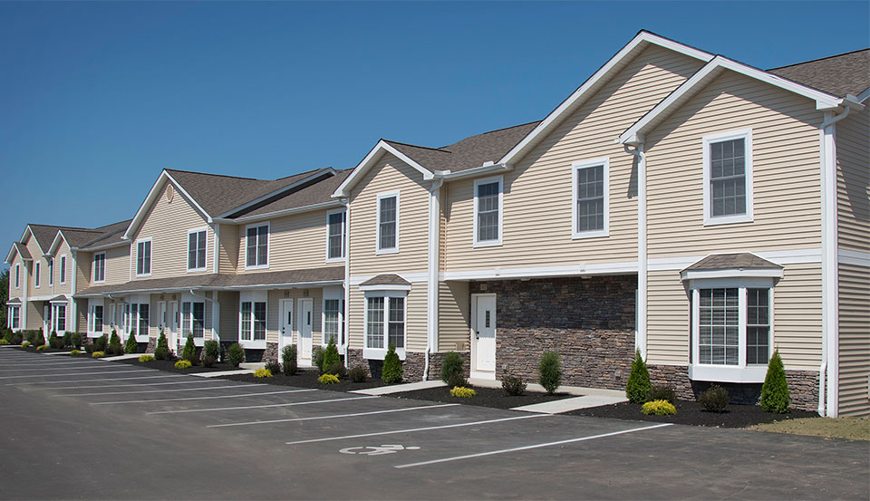 Row of townhouses for rent at Copperleaf Erie, PA
